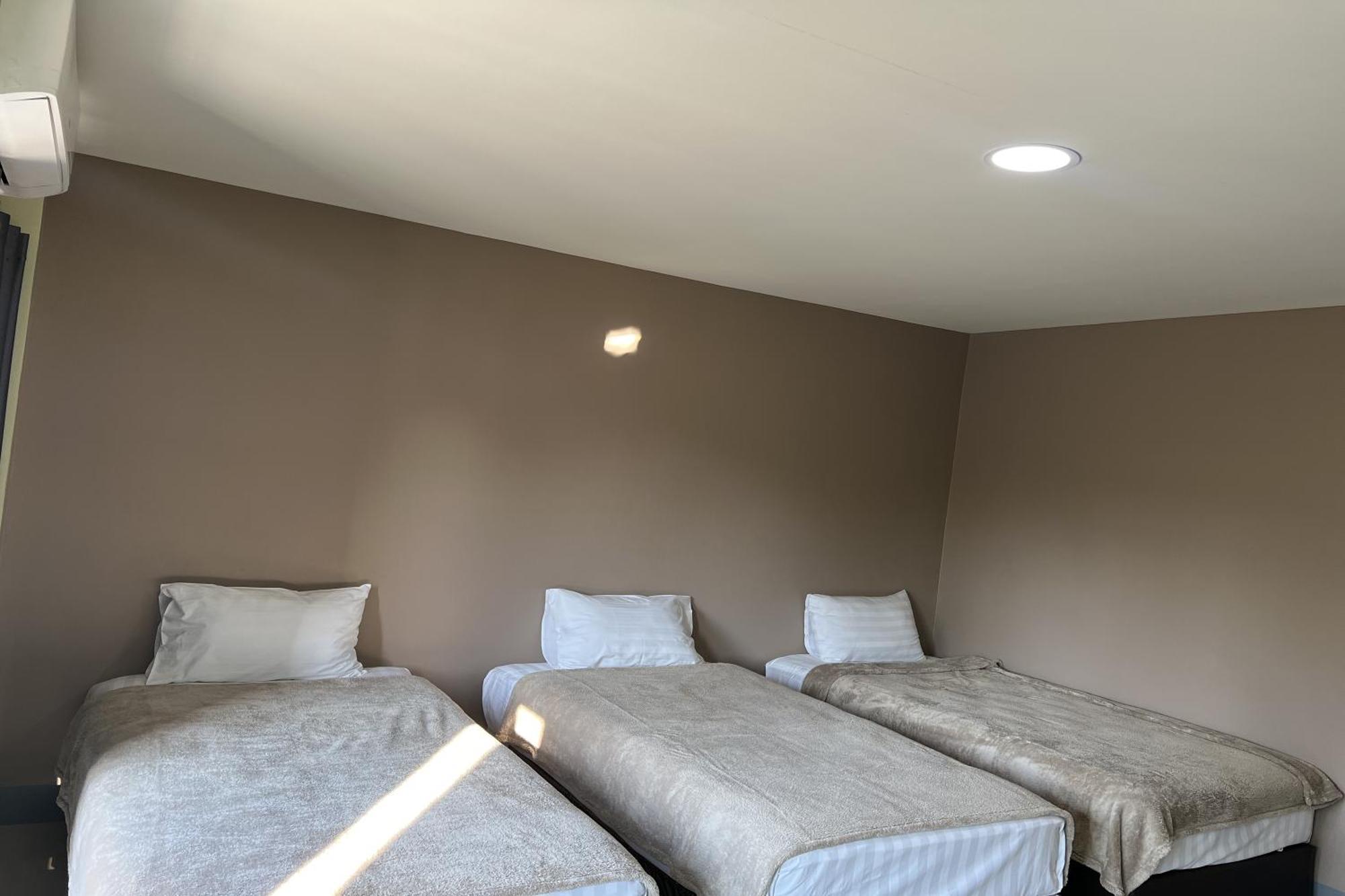 V Tharm Hotel أودون ثاني المظهر الخارجي الصورة