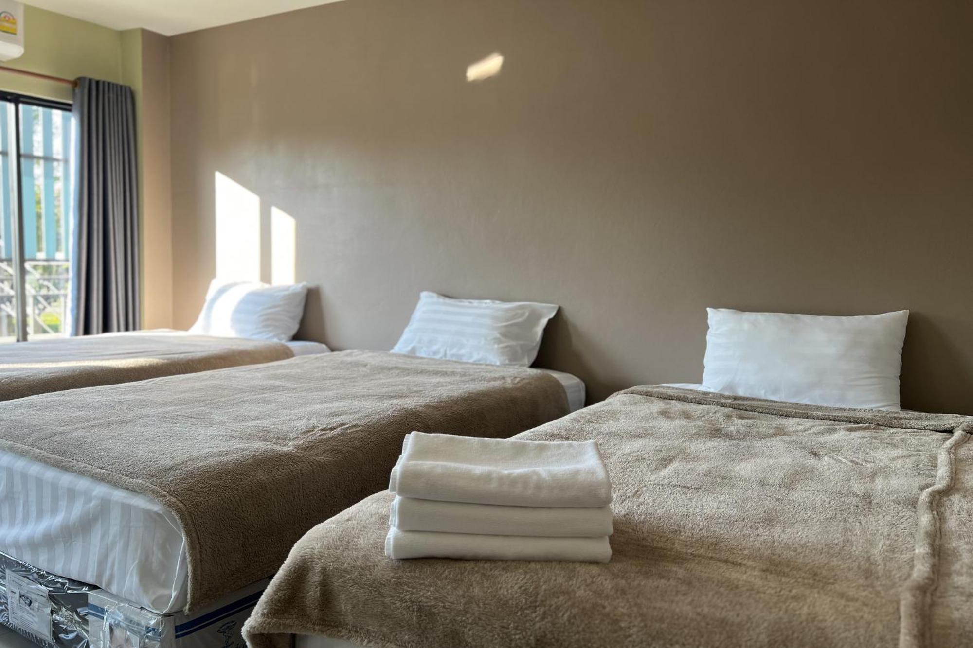 V Tharm Hotel أودون ثاني المظهر الخارجي الصورة